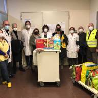 Donata una raccolta di libri per i piccoli degenti di pediatria